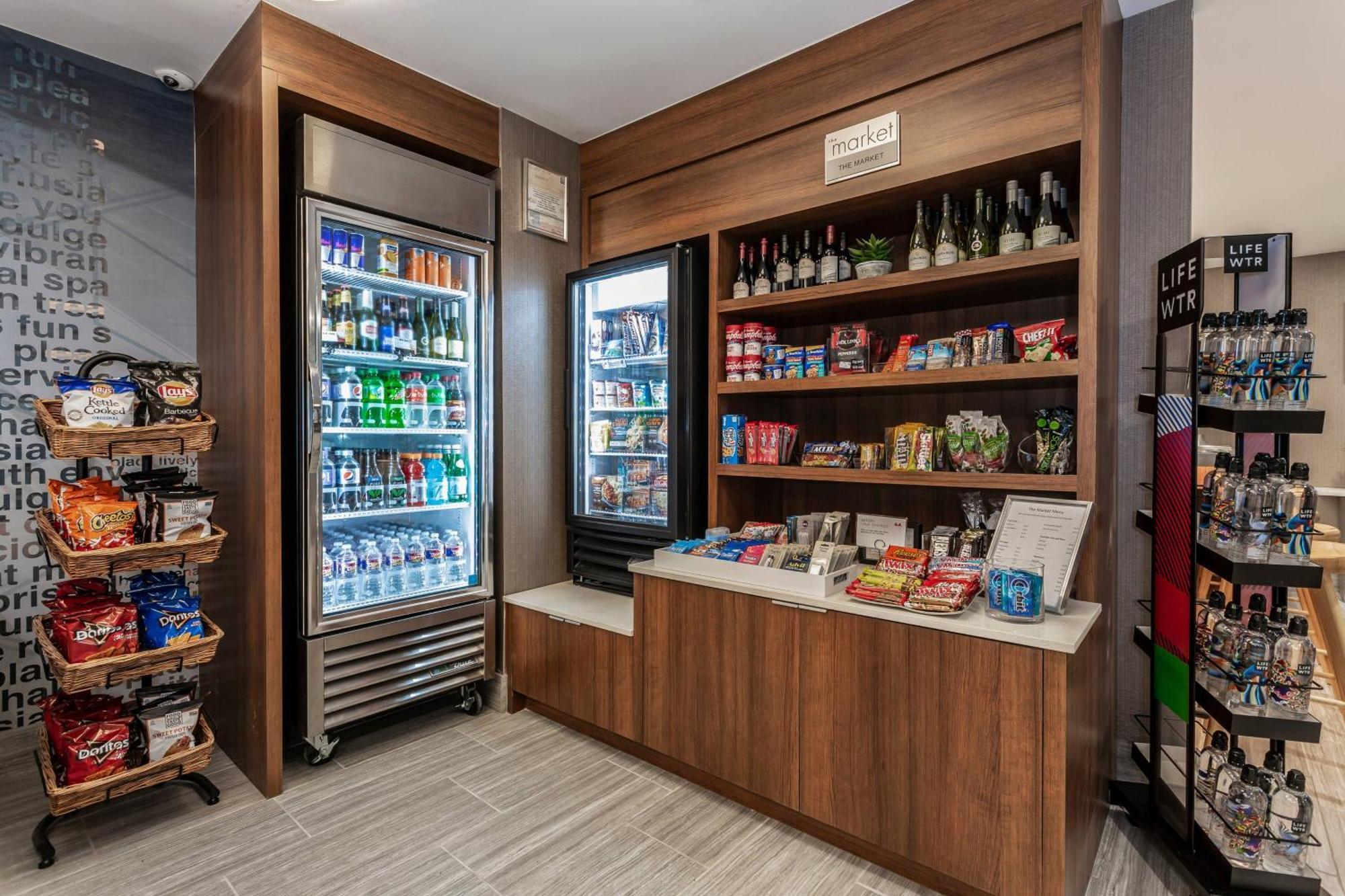 Springhill Suites By Marriott Austin The Domain Area Exterior photo