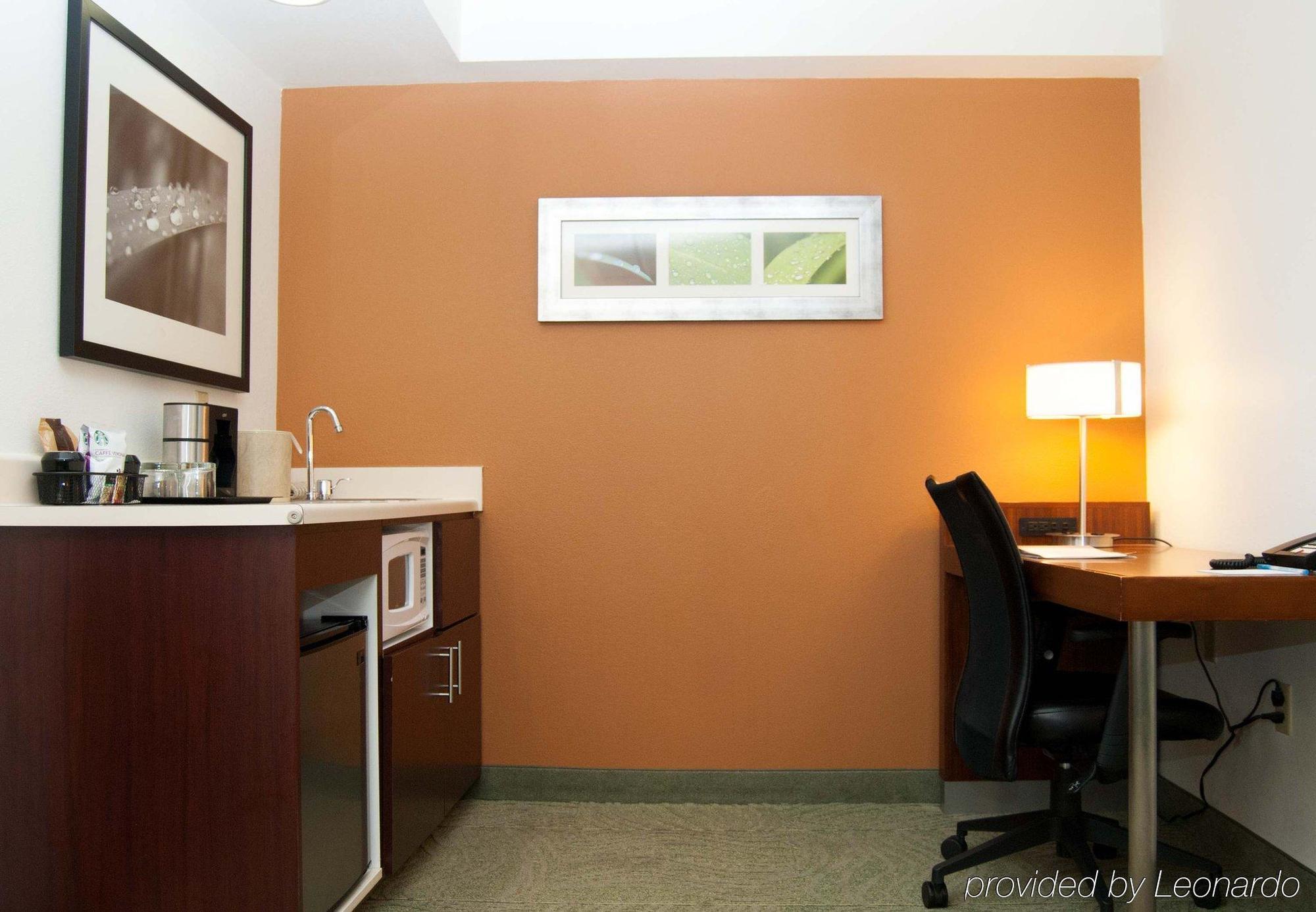 Springhill Suites By Marriott Austin The Domain Area Exterior photo