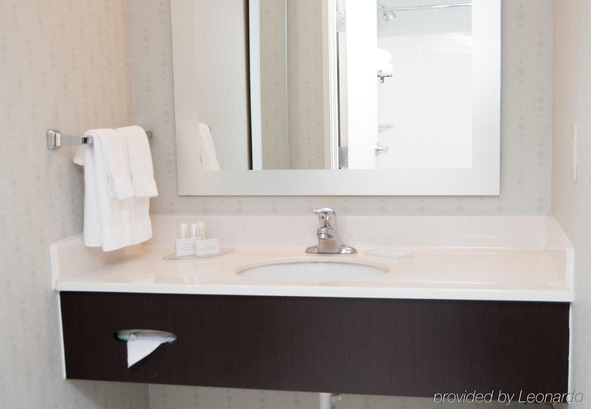 Springhill Suites By Marriott Austin The Domain Area Exterior photo